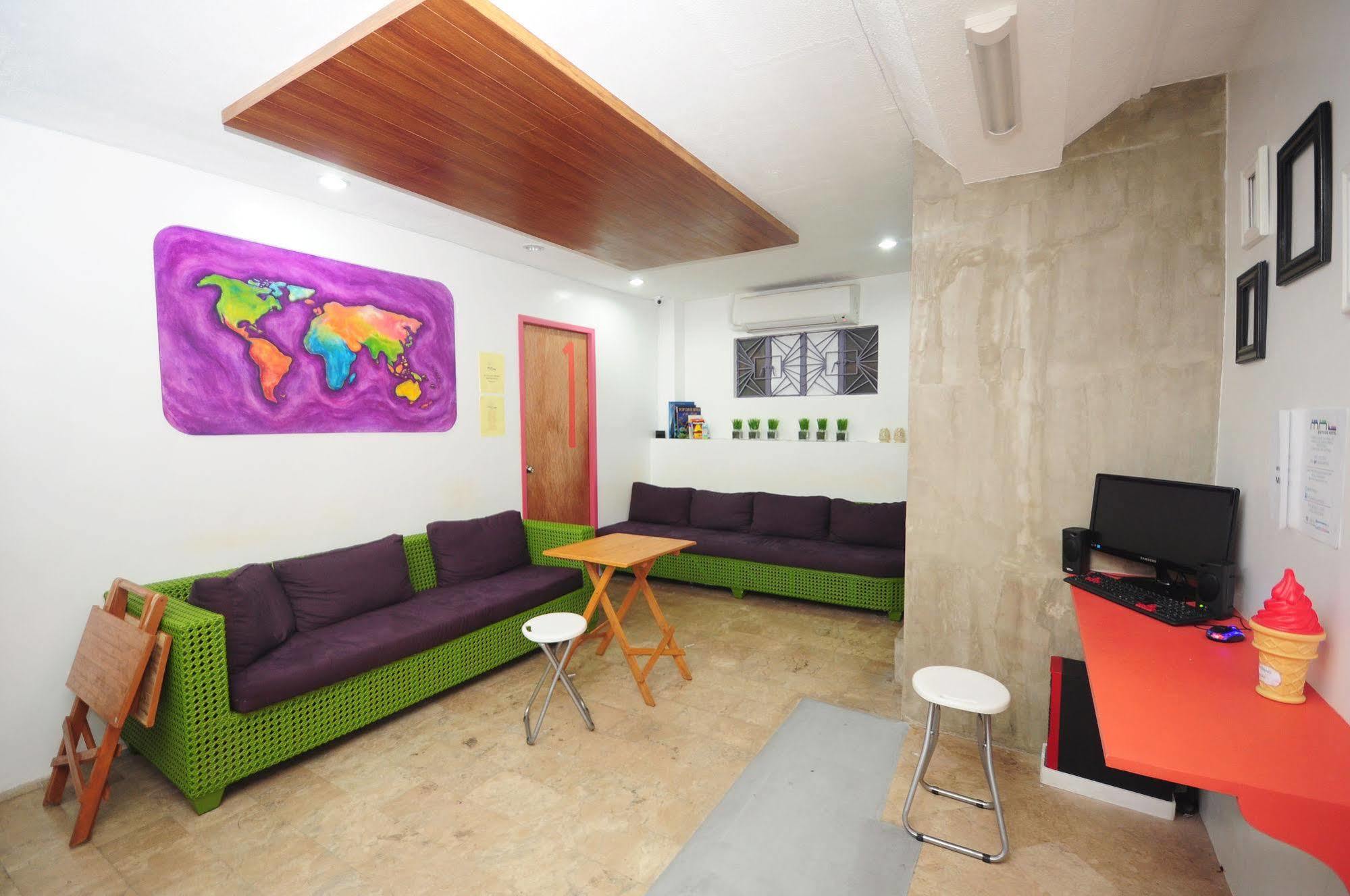 Mnl Boutique Hostel Makati City Kültér fotó
