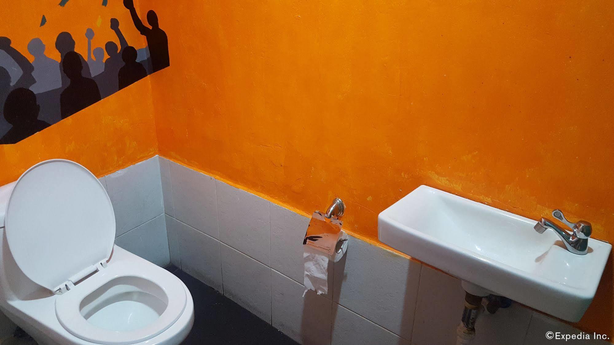 Mnl Boutique Hostel Makati City Kültér fotó