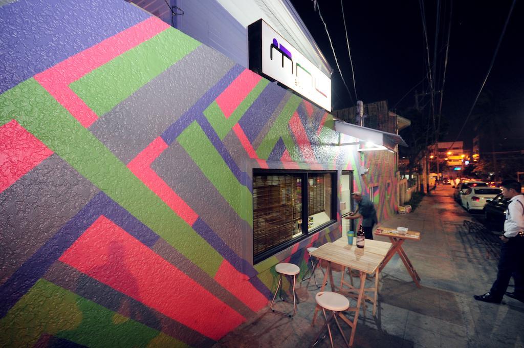 Mnl Boutique Hostel Makati City Kültér fotó